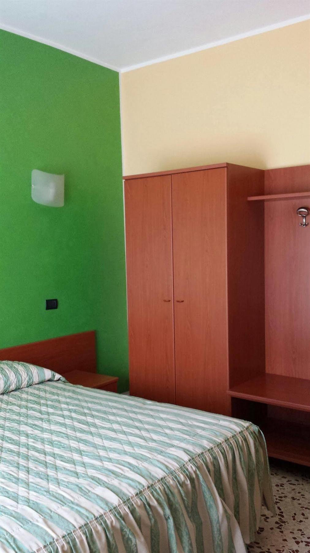 Hotel Frejus Collegno Kültér fotó