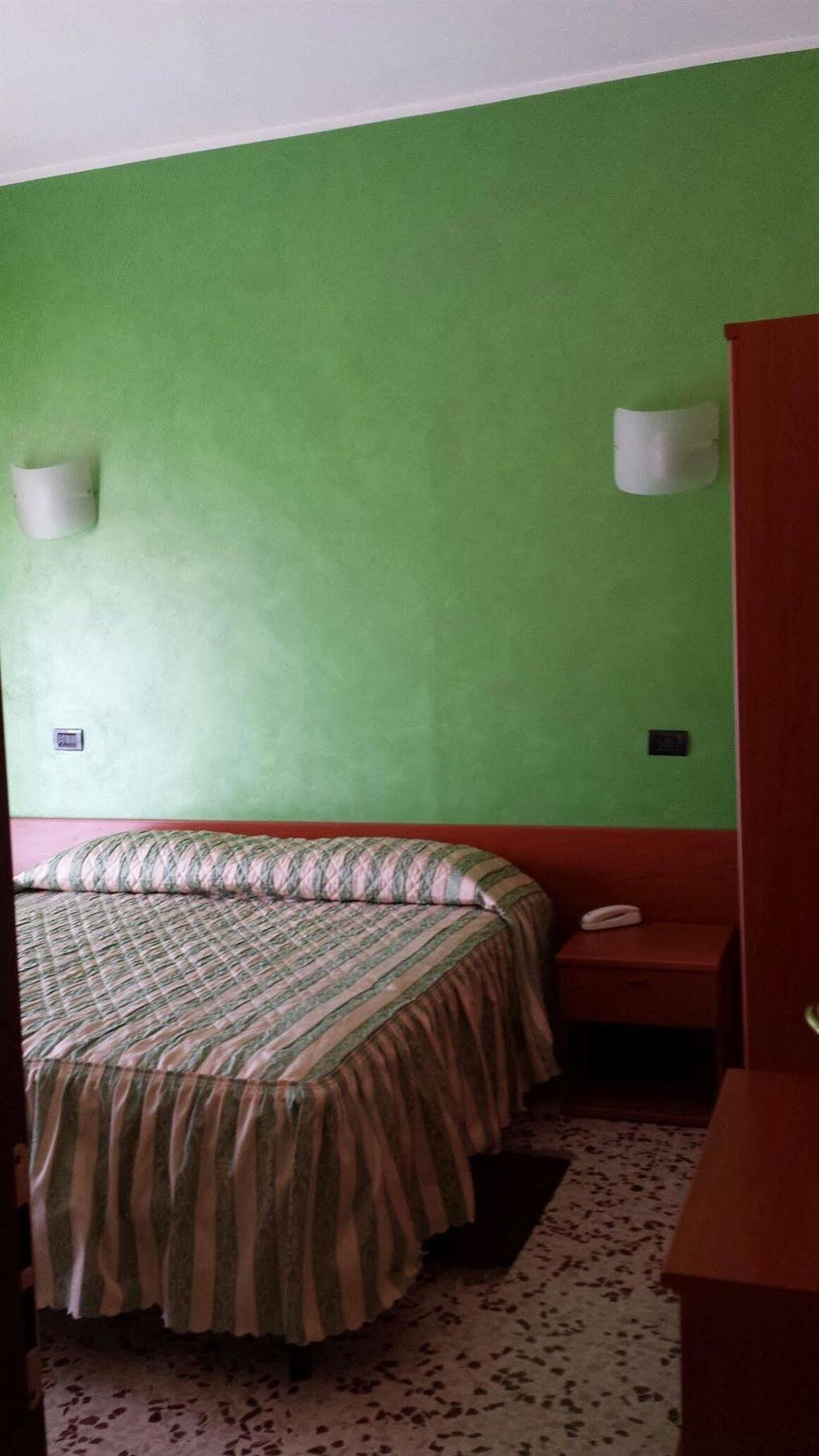 Hotel Frejus Collegno Kültér fotó