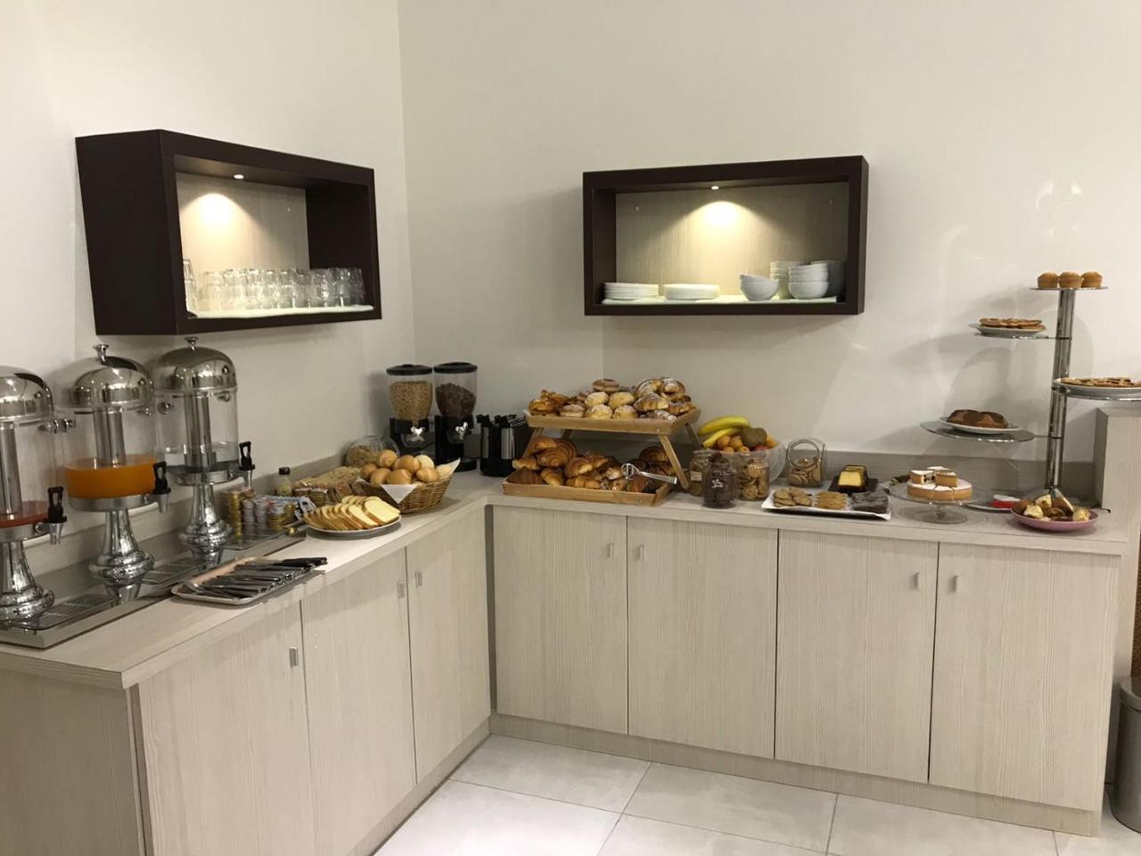 Hotel Frejus Collegno Kültér fotó